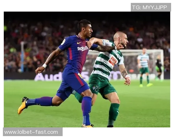 中超赛场惊现历史冷门多特蒙德与巴萨激战成平局红牌事件引发全场轰动