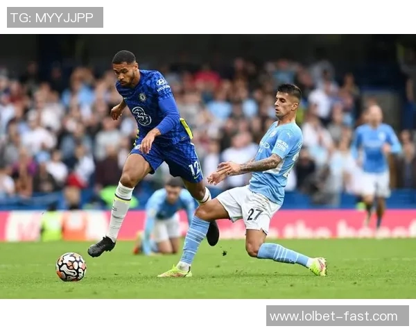 中超赛场惊现冷门切尔西大胜尤文图斯五球狂潮引发全场沸腾