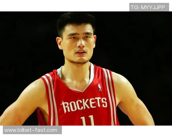 姚明的篮球传奇与国际影响力探讨：从NBA到中国体育的桥梁