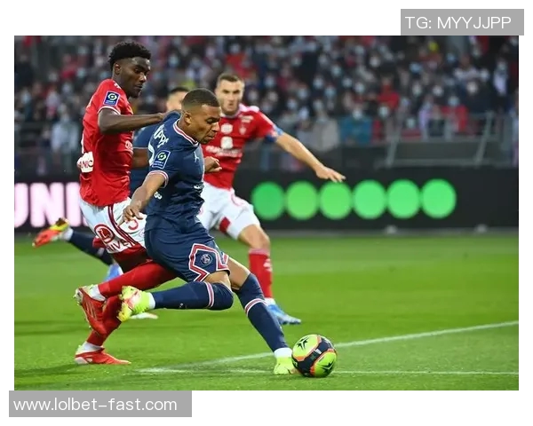 英超激战巴黎圣日耳曼逆转波尔图神扑时刻点燃全场激情