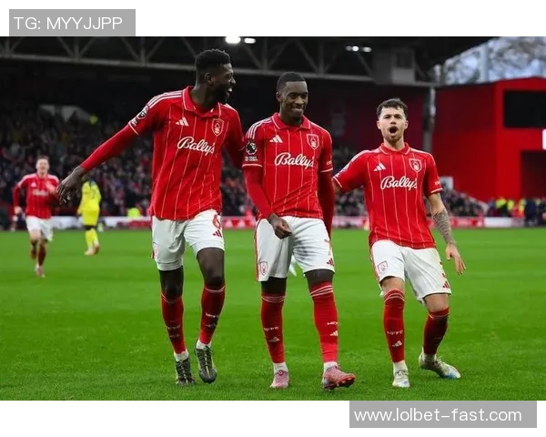 英超激战：多特蒙德与阿森纳平局红牌事件引发全场热议