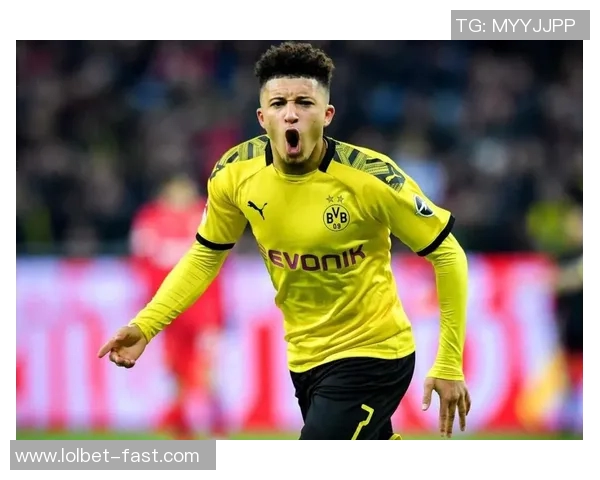 中超精彩对决多特蒙德与曼联激战成平乌龙球引发全场热烈反响