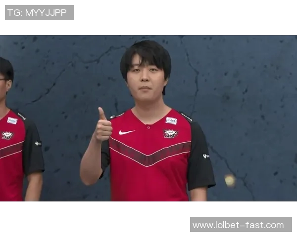 友谊赛精彩回顾:里昂逆转那不勒斯全场沸腾转会动态引关注 友谊赛精彩回顾:里昂逆转那不勒斯全场沸腾转会动态引关注