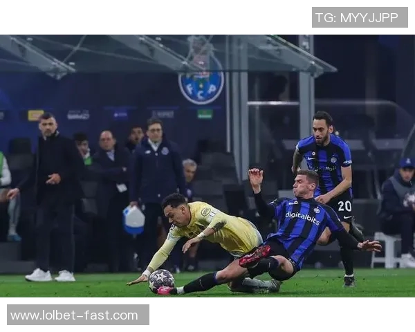 国米与波尔图友谊赛战成平局十大精彩进球回顾引发全场热烈反响 国米与波尔图友谊赛战成平局十大精彩进球回顾引发全场热烈反响