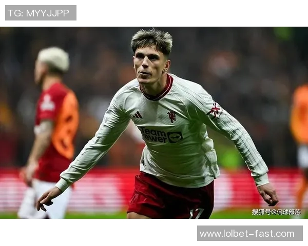 尤文图斯狂胜曼联五球大捷帽子戏法点燃全场激情